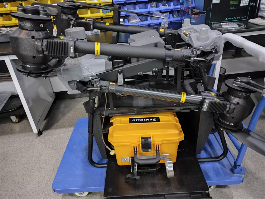 1761890031310058.jpg 產(chǎn)品與無人機(jī)連用2.jpg